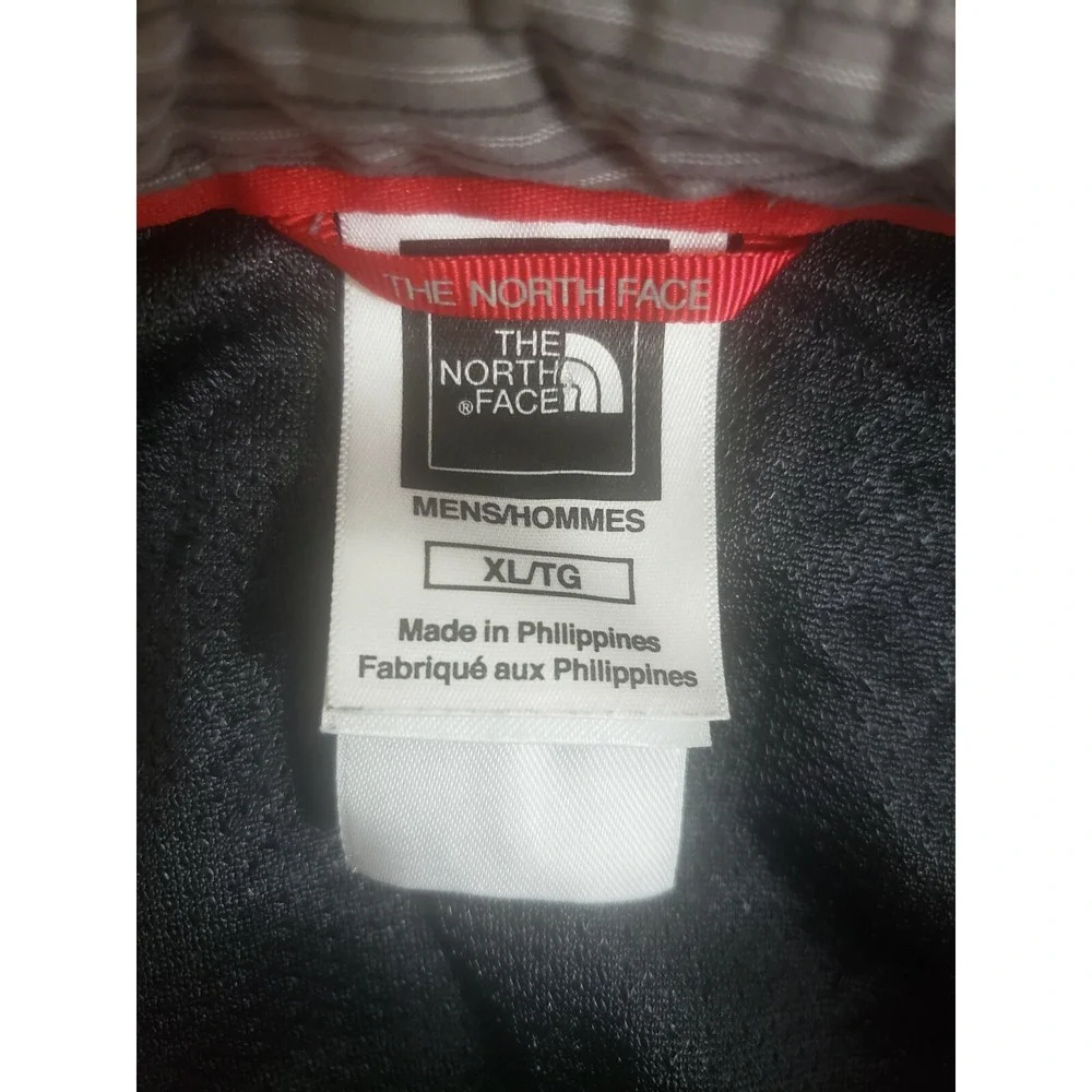 The North Face Shirt Mens‎ XL Button Down Hiking Outdoors zip pocket